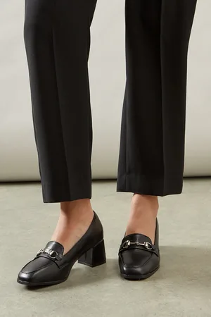 wallis Ezra Square Toe Snaffle Detail Medium Block Heel Loafers