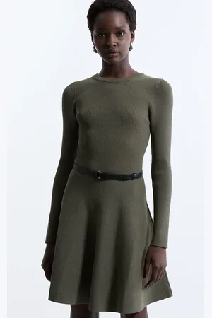 Karen Millen Viscose Blend Crew Neck Knitted Skater Dress