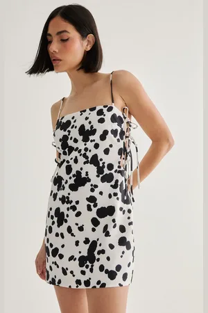 NASTY GAL Spot Print Tailored Tie Side Dress