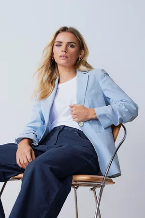 M&Co Petite Stripe Seersucker Blazer