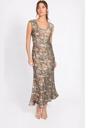 Little Mistress Sage Blur Print Maxi Dress