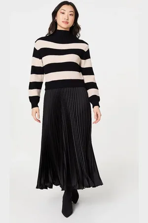 Izabel London Striped High Neck Pleat Knit Maxi Dress