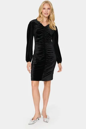 Saint Tropez HebaSZ Cocktail Dress Velvet V-neck