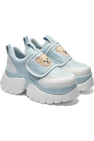 Koi Teddy Sura Vilun Platform Trainers