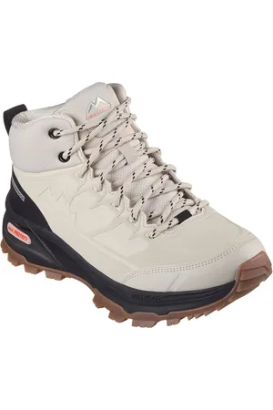 Skechers Max Protect Legacy Weekend Getaway Boots