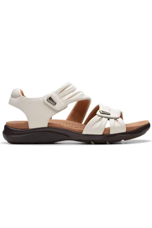 Clarks Kitly Ave Off Leather Flat Sandals