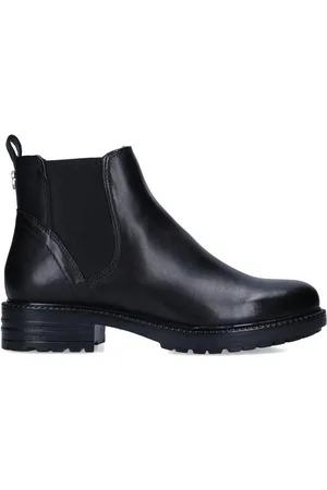 Carvela Russ
