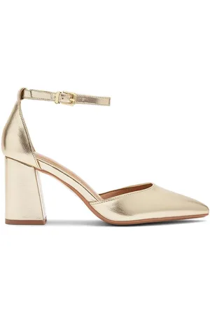 Carvela Refined Court