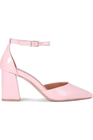 Carvela Refined Court