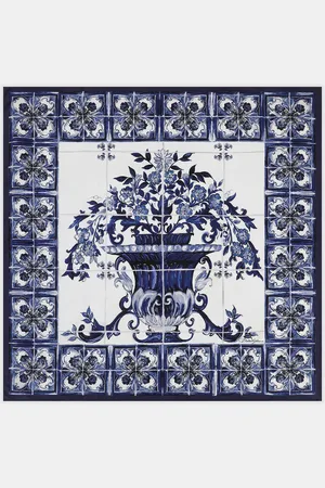 Dolce & Gabbana Majolica-print Silk Twill Foulard (90x90) - Woman Scarves And Silks White Silk Onesize