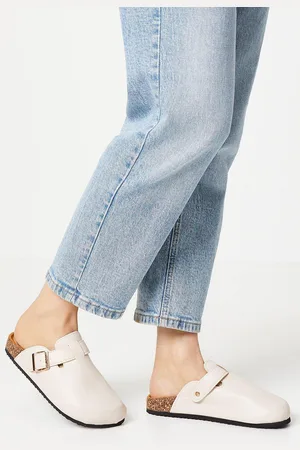 Faith Womens : Habba Closed Toe Footbed Mules