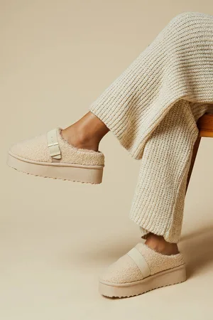 Dorothy Perkins Womens Erin Borg Buckle Detail Mule Flatform Slippers