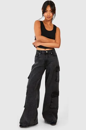Boohoo Womens Loose Fit Acid Wash Cargo Jeans