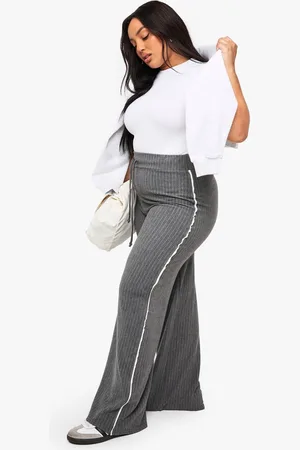 Boohoo Womens Plus Pin Stripe Side Stripe Wide Leg Trouser