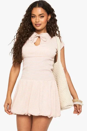 Boohoo Womens Textured Gingham Shirred Waist Keyhole Mini Dress