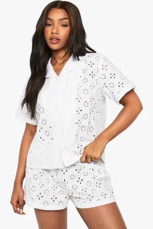 Boohoo Womens Broderie Anglaise Short Sleeve Shirt & Shorts Pyjama Set