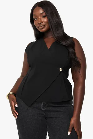 Boohoo Womens PLUS WRAP FRONT GOLD BUTTON WAISTCOAT