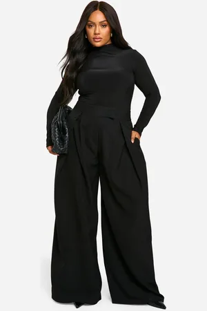 Boohoo Womens Plus Relaxed Pleat Wide Leg Trouser