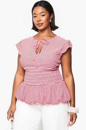 Boohoo Womens PLUS KEYHOLE GINGHAM PUFFBALL SMOCK TOP