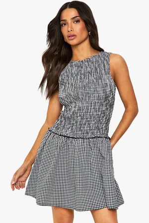 Boohoo Womens Petite Gingham Round Neck Skater Dress