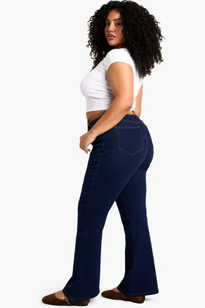 Boohoo Womens The Plus Flare Jean