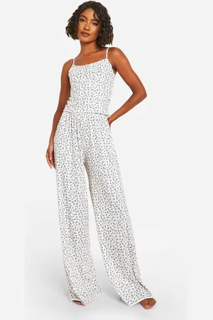 Boohoo Womens Tall Ditsy Floral Print Cami Top & Trousers Pyjama Set