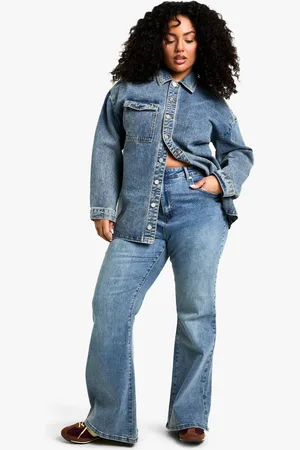 Boohoo Womens The Plus Flare Jean