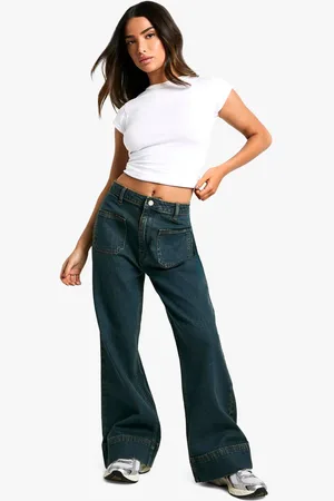 Boohoo Womens Petite Pocket Detail Flare Leg Jean