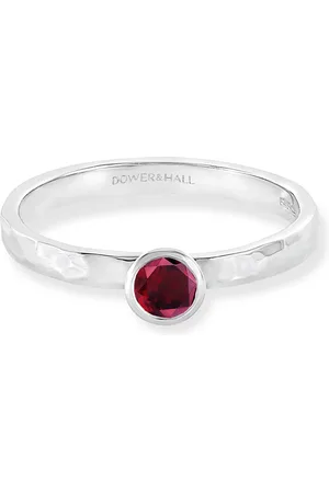 Dower & Hall 4mm Garnet Hammered Twinkle Ring