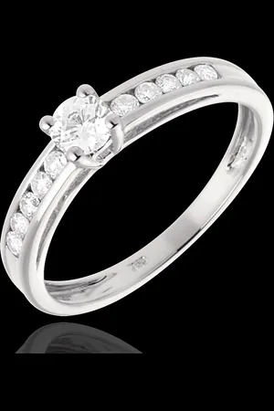 Edenly Decadence Diamond Set Shoulder Ring - 0.39 carat - 11 diamo