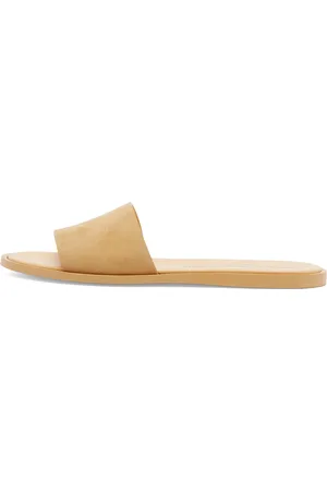 COMMON PROJECTS Women