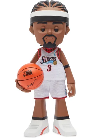 Mighty Jaxx NBA 2023: Allen lverson (AllStars Edition)