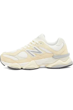 New Balance U9060WNB Sneakers