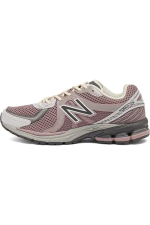 New Balance 860v2 Sneaker