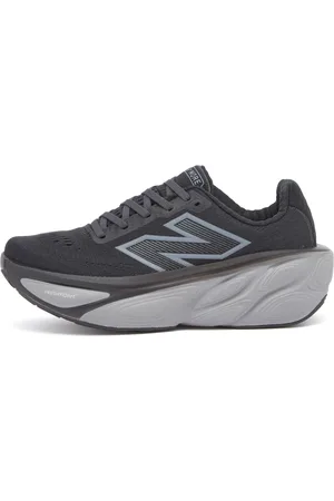 New Balance New Balance More v5 Sneaker