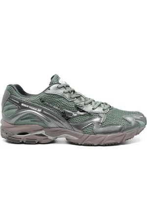 Mizuno Wave Rider 10 sneakers
