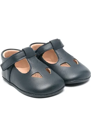 Eli1957 Guantino pre-walkers