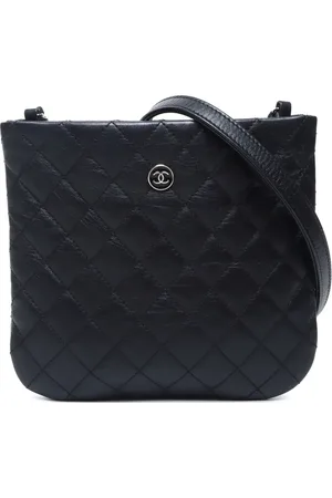 CHANEL 2014 diamond-quilted cross body bag