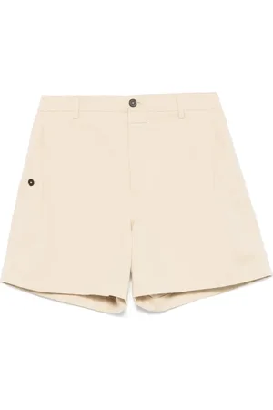 Closed Bermuda shorts