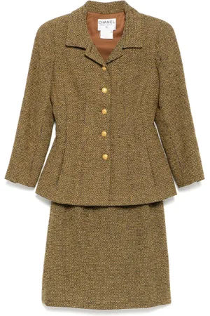 CHANEL 1996 setup suit jacket skirt