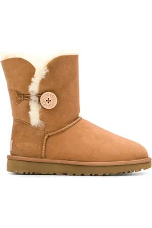UGG Bailey button boots