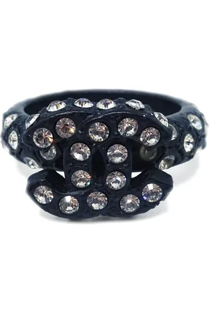 CHANEL 2002 CC ring