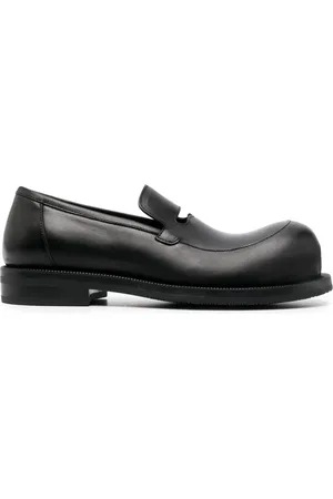 MARTINE ROSE Bulb-toe leather loafers