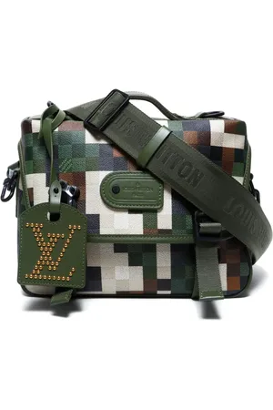 LOUIS VUITTON LV Trail messenger bag