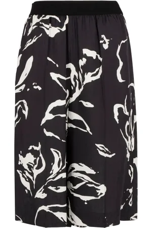Agnona Floral-print shorts