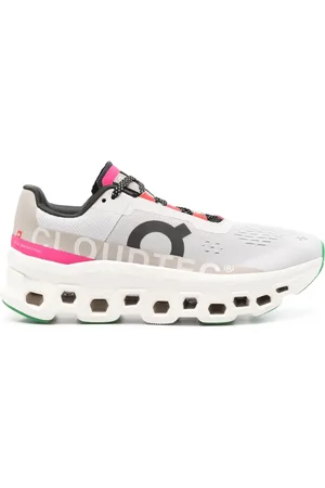 On Running Cloudmonster sneakers