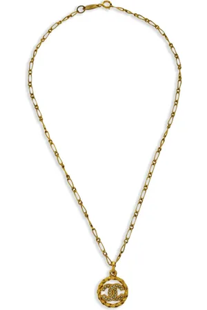 CHANEL 1982 Medallion necklace