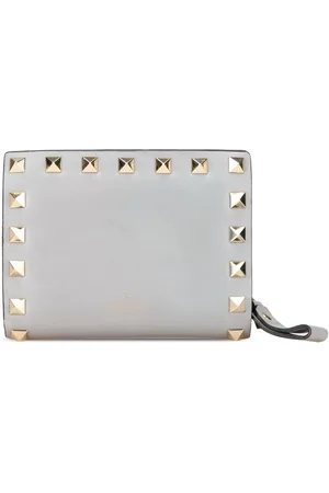 VALENTINO GARAVANI 2018-2024 Leather Rockstud Compact Bifold Wallet small wallets