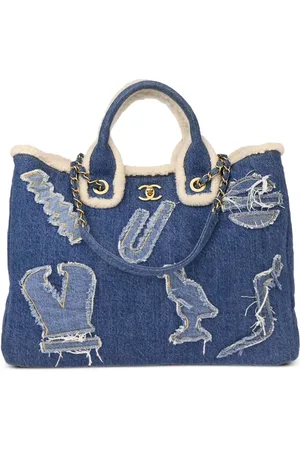 CHANEL 2019 Paris-Egypt Hieroglyph two-way tote bag