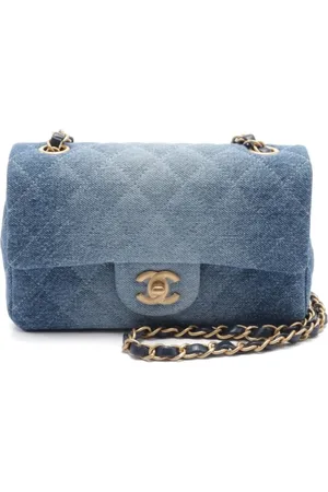 CHANEL 2021 mini Classic Flap shoulder bag